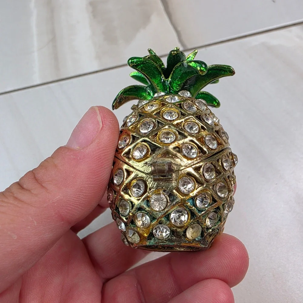 Vintage Pineapple Rhinestone Trinket Box‎ Gold Tone Green Enamel Hinged Jewelry